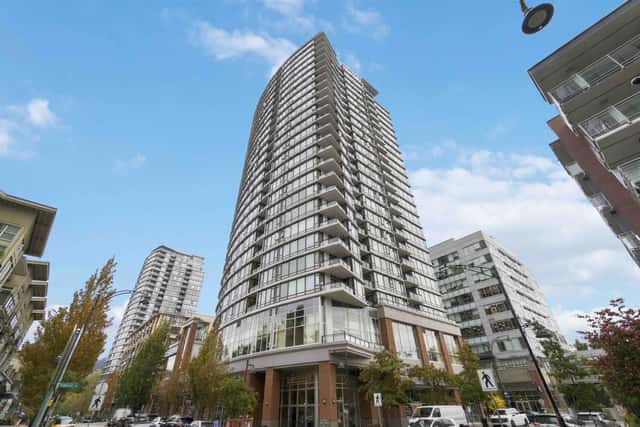1802 400 CAPILANO ROAD