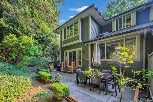 9 181 RAVINE DRIVE